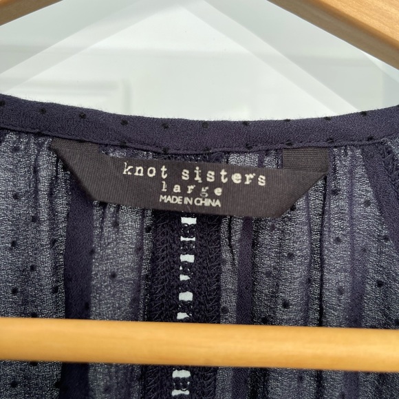Knot Sisters Navy L/S Blouse Size L - Picture 3 of 5